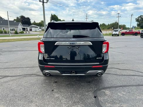 Used 2022 Ford Explorer Limited w/ Equipment Group 301A AWD/4WD image 4