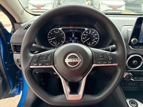 Certified 2025 Nissan Sentra SV FWD image 18