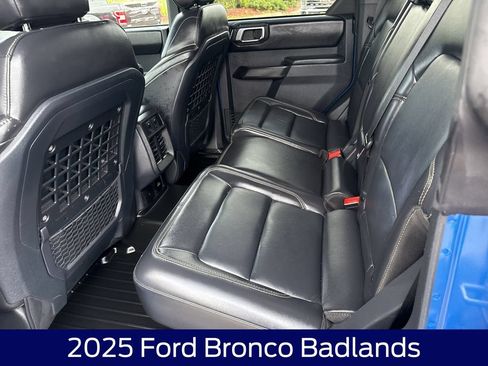 Used 2025 Ford Bronco Badlands AWD/4WD image 15