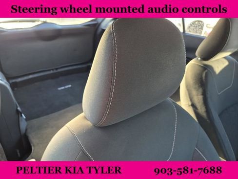 Used 2021 Nissan Kicks SV image 15