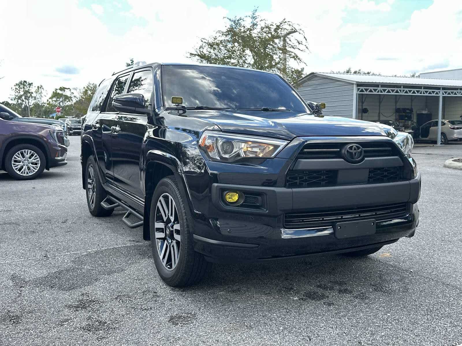 Used 2021 Toyota 4Runner Limited AWD/4WD image 8