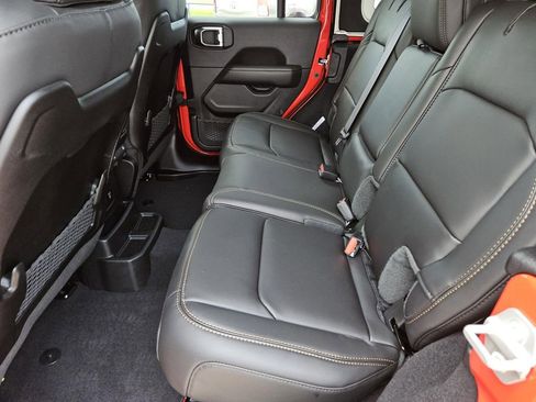 New 2025 Jeep Wrangler Unlimited Rubicon 392 image 24