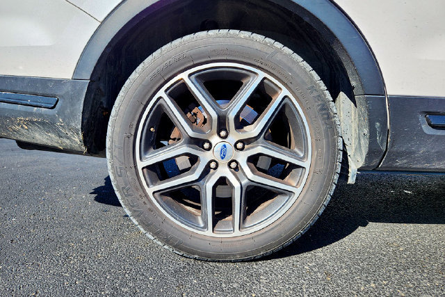 Used 2019 Ford Explorer Sport AWD/4WD image 35