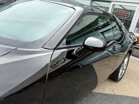Used 2022 Dodge Challenger GT AWD/4WD image 35