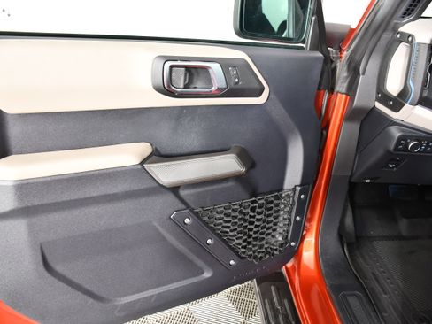 Used 2022 Ford Bronco Wildtrak AWD/4WD image 38