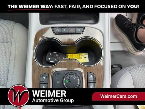 Used 2023 GMC Acadia SLE w/ Driver Convenience Package AWD/4WD image 36