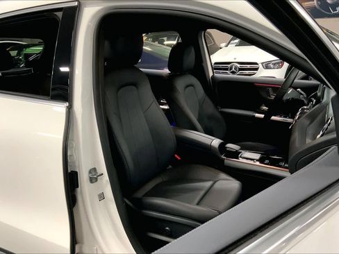 Certified 2023 Mercedes-Benz GLA 250 image 8