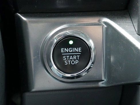 Used 2022 Ford F150 Lariat w/ Max Trailer Tow Package AWD/4WD image 36