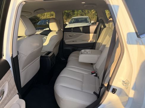 Certified 2024 Nissan Murano SV AWD/4WD image 7