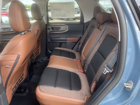 New 2026 Ford Bronco Sport Outer Banks w/ Outer Banks Tech Package+ AWD/4WD image 7