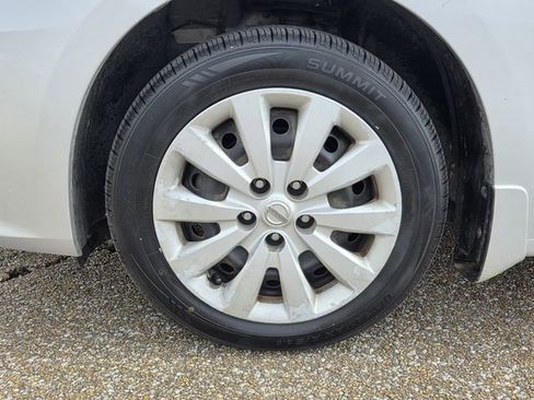Used 2017 Nissan Sentra S image 26