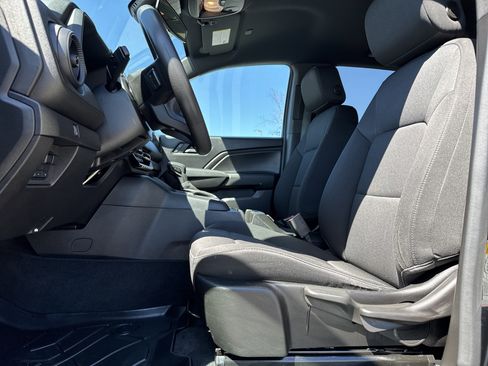 Used 2024 Chevrolet Colorado W/T image 16