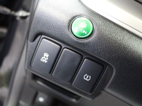 Used 2016 Honda CR-V LX image 11