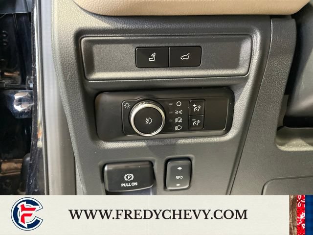 Used 2024 Ford Expedition Limited AWD/4WD image 34
