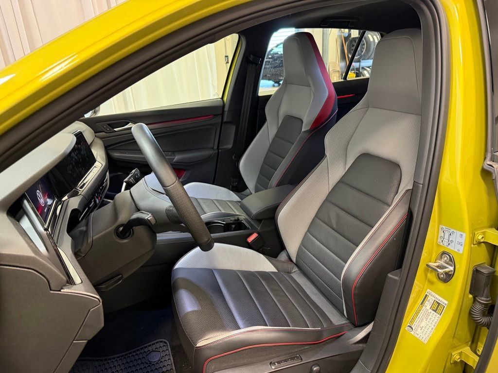 Used 2022 Volkswagen GTI Autobahn FWD image 4