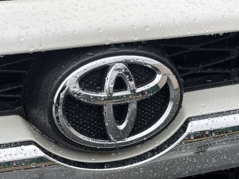 Used 2019 Toyota 4Runner Limited image 42