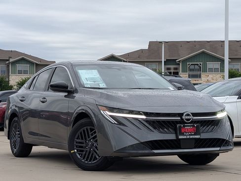 New 2026 Nissan Sentra SV FWD image 2