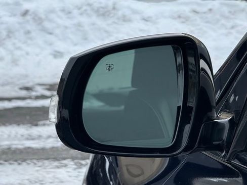 Used 2019 INFINITI QX60 Luxe w/ Essential Package image 15