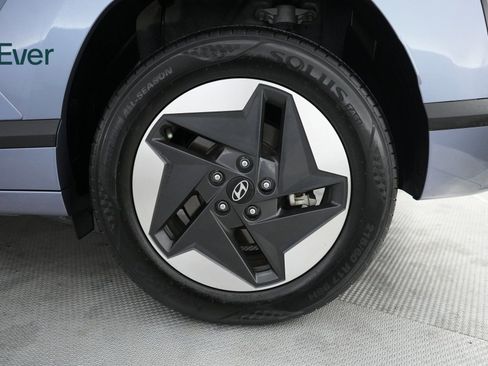 Used 2024 Hyundai Kona SEL image 17