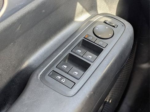 Used 2024 Hyundai Santa Fe SE FWD image 25