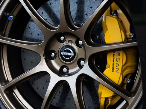 Used 2021 Nissan GT-R Premium AWD/4WD image 20