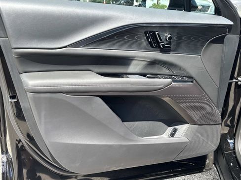 New 2025 Cadillac Lyriq Luxury image 16