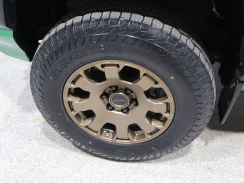 Used 2024 Toyota Tacoma 4x4 Double Cab Hybrid image 9