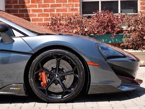 Used 2019 McLaren 600LT RWD image 7