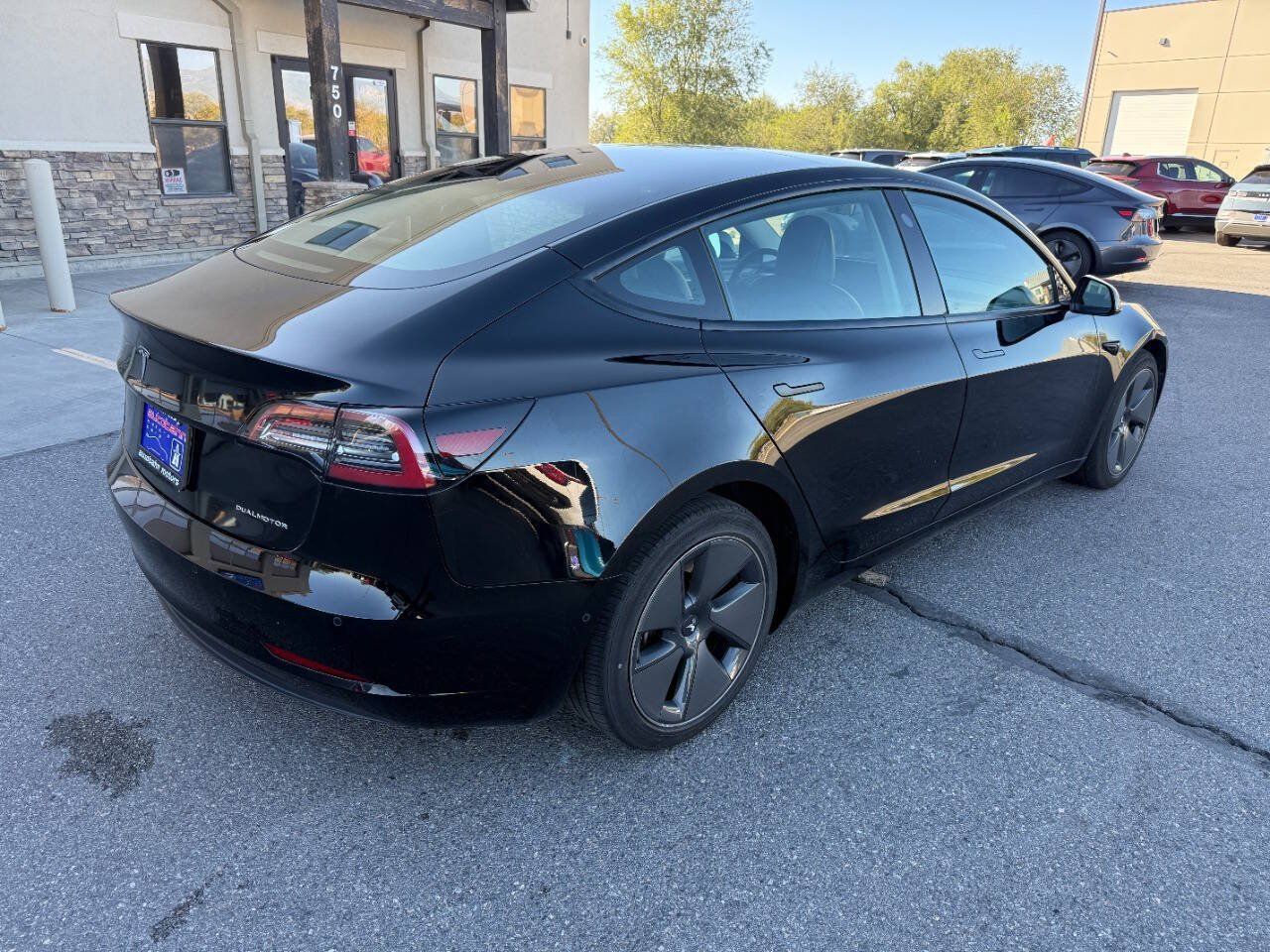 Used 2022 Tesla Model 3 Long Range AWD/4WD image 7