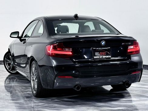 Used 2016 BMW M235i Coupe image 9