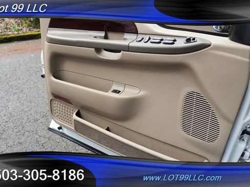 Used 2004 Ford Excursion Eddie Bauer image 25