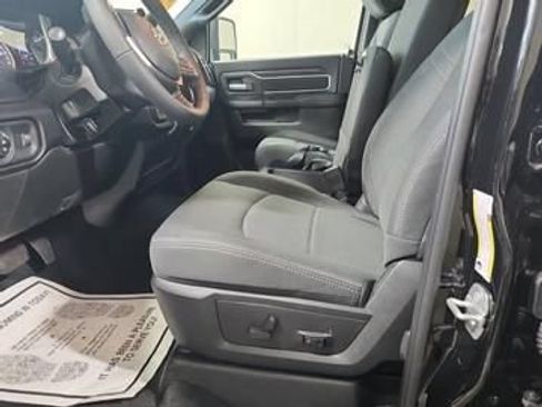 Used 2026 RAM 2500 Big Horn AWD/4WD image 4