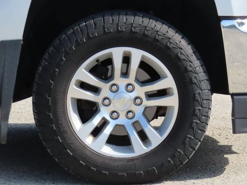 Used 2017 Chevrolet Silverado 1500 LT w/ All Star Edition AWD/4WD image 15