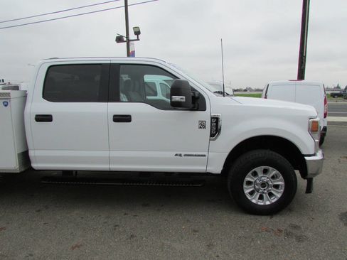 Used 2022 Ford F250 XLT image 6