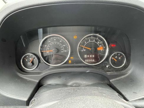 Used 2016 Jeep Compass High Altitude image 25