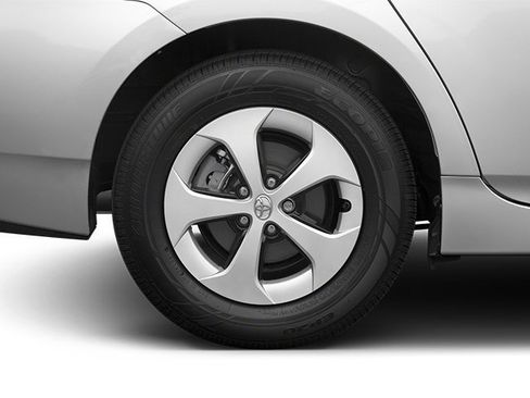 Used 2014 Toyota Prius Three FWD image 11