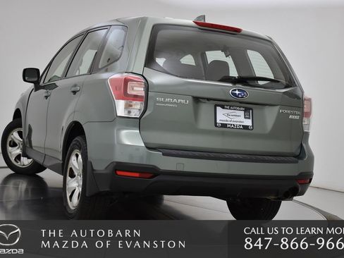 Used 2017 Subaru Forester 2.5i AWD/4WD image 7