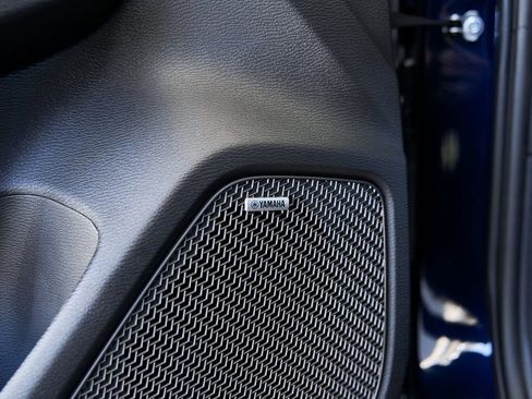 Used 2025 Mitsubishi Outlander SE image 20