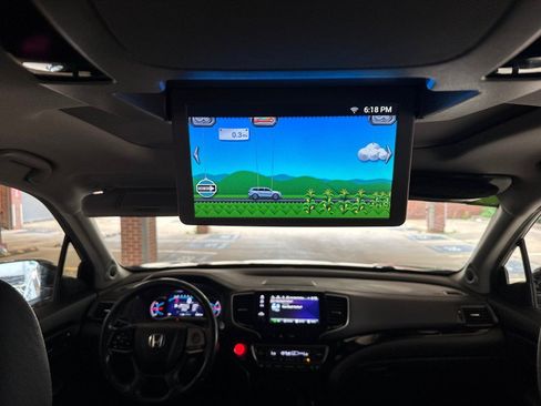Used 2020 Honda Pilot Touring image 30