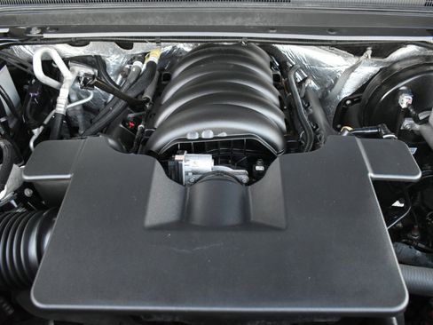 Used 2015 Chevrolet Suburban LTZ image 57