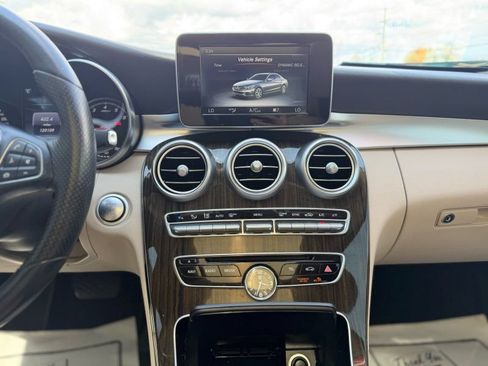 Used 2016 Mercedes-Benz C 300 4MATIC Sedan image 13