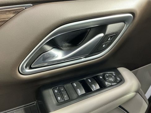 Used 2021 Chevrolet Tahoe Z71 w/ Z71 Off-Road Package image 23