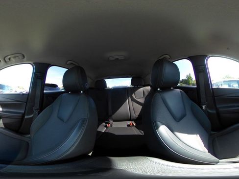 Used 2025 Buick Encore GX Preferred FWD image 41