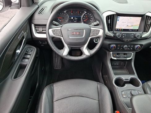 Used 2023 GMC Terrain SLT w/ Infotainment Package II AWD/4WD image 12