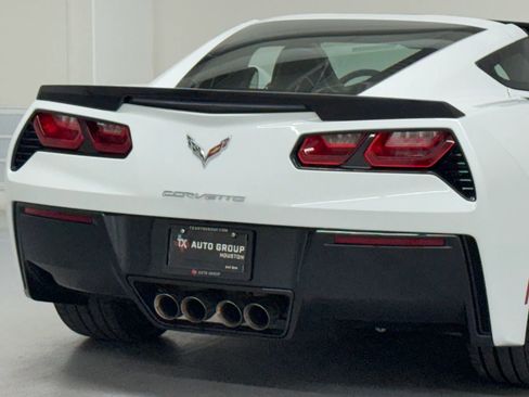 Used 2019 Chevrolet Corvette Stingray Coupe w/ 1LT image 31