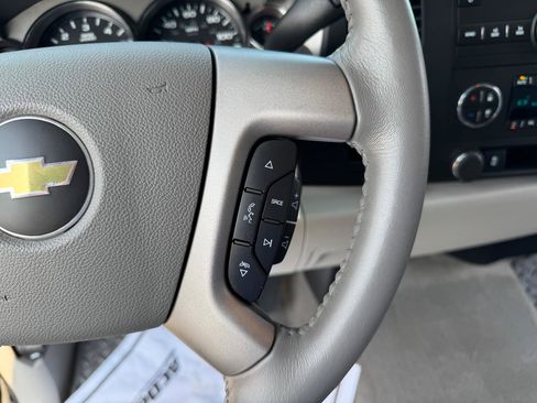 Used 2012 Chevrolet Silverado 2500 LT w/ Interior Plus Package image 21