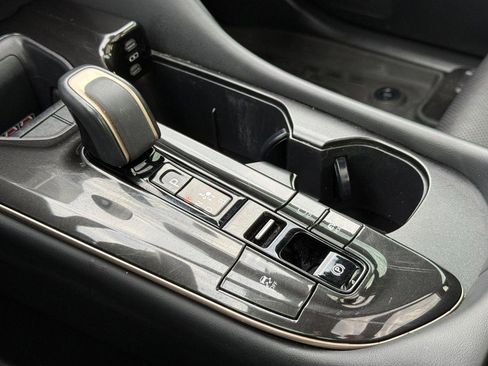 Used 2024 Toyota Crown AWD/4WD image 20