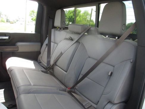 Used 2023 GMC Sierra 2500 SLT w/ SLT Premium Package AWD/4WD image 23