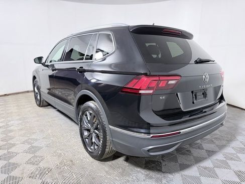Used 2022 Volkswagen Tiguan SE AWD/4WD image 4