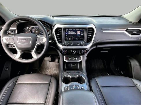 Used 2023 GMC Acadia SLT w/ Technology Package FWD image 16